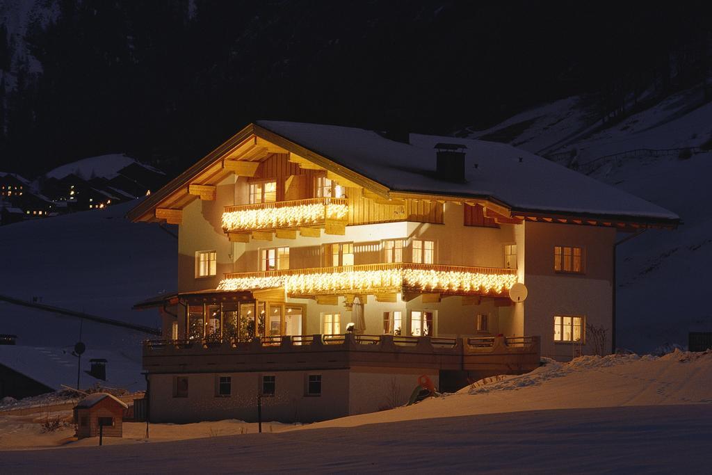Grossglocknerappartement Kals am Grossglockner Exterior foto